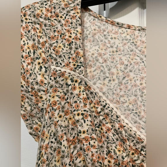 Arizona Jean Company Cream Floral Mini Dress - Picture 6 of 7